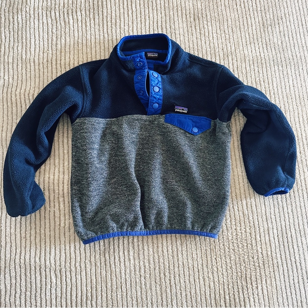 Patagonia boys Synchilla Fleece pullover XS
